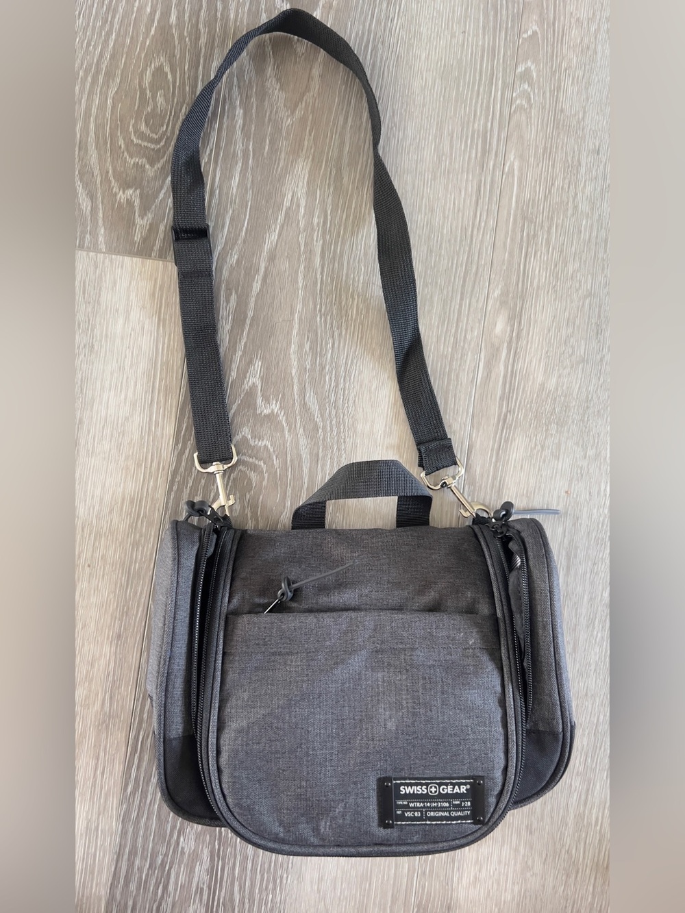 SwissGear Gray Men's Travel Toiletry Shoulder Bag